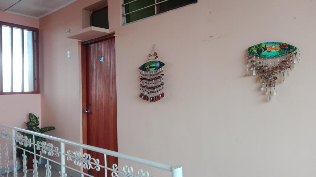 איקיטוס Hostal El Colibri מראה חיצוני תמונה