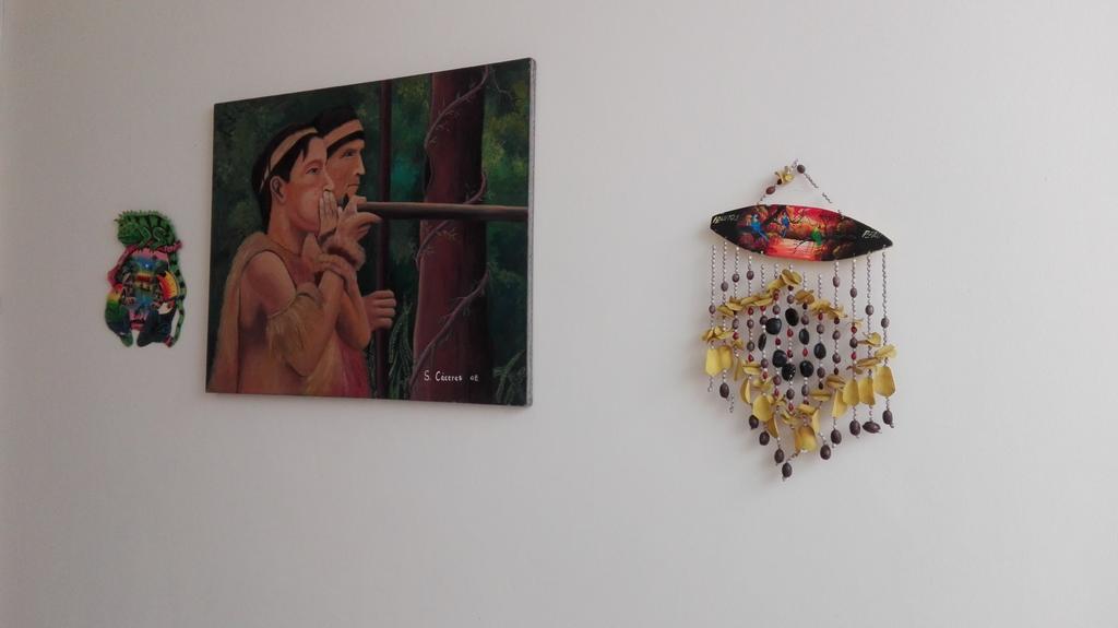 איקיטוס Hostal El Colibri מראה חיצוני תמונה