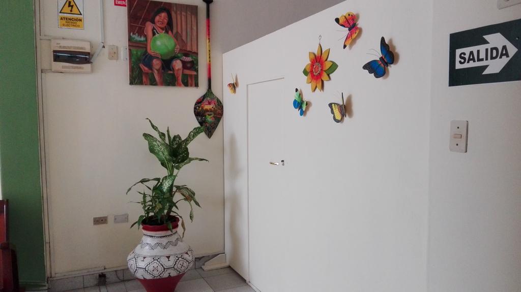 איקיטוס Hostal El Colibri מראה חיצוני תמונה