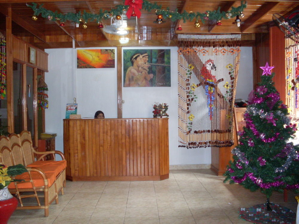 איקיטוס Hostal El Colibri מראה חיצוני תמונה