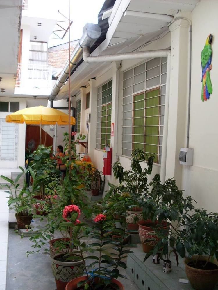 איקיטוס Hostal El Colibri מראה חיצוני תמונה