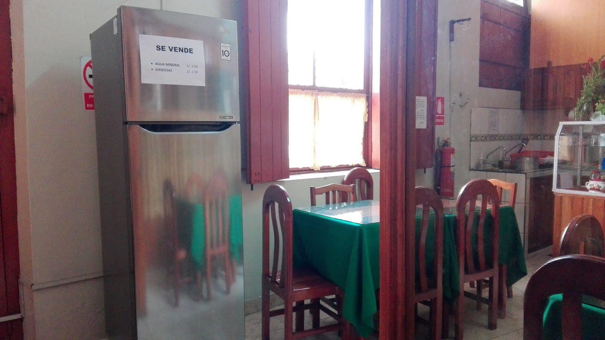 איקיטוס Hostal El Colibri מראה חיצוני תמונה