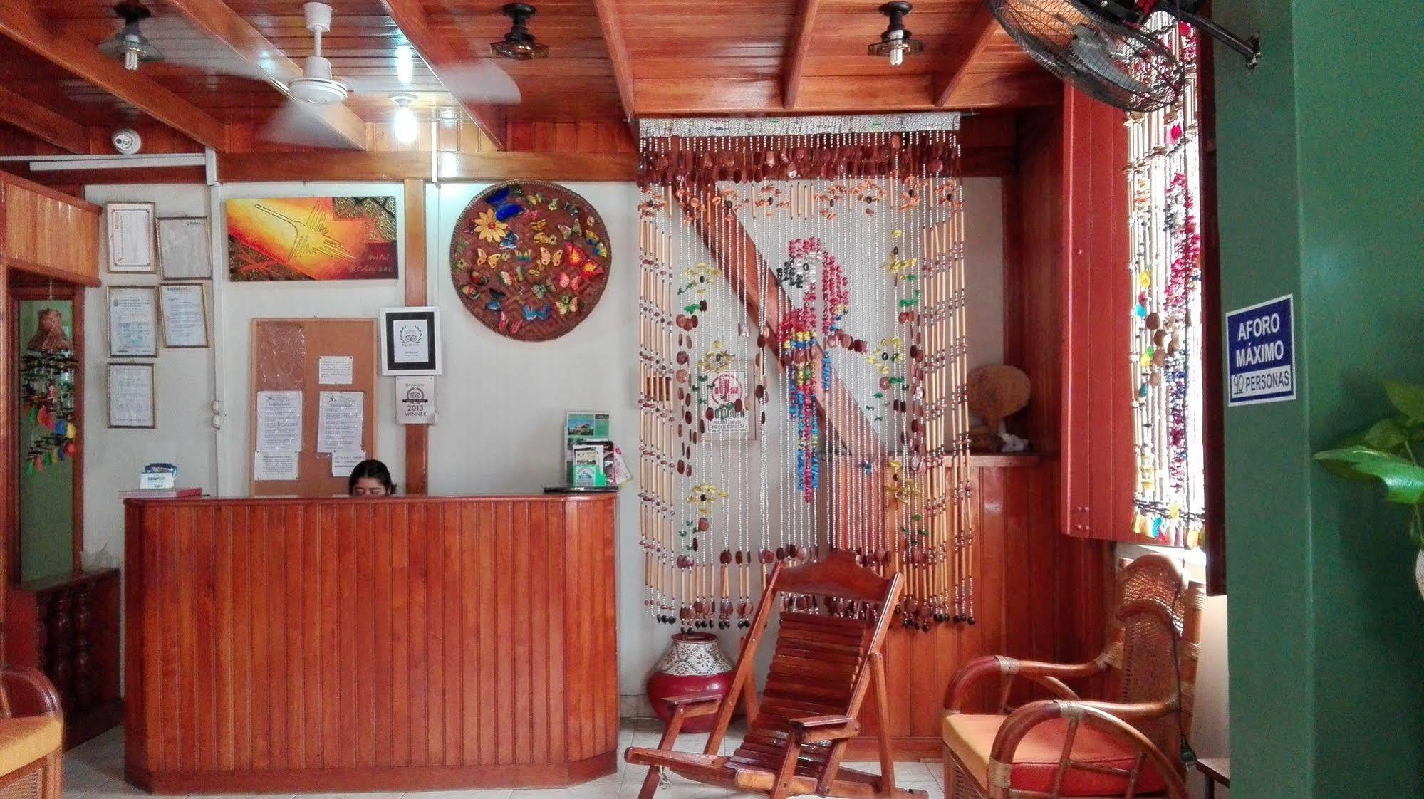 איקיטוס Hostal El Colibri מראה חיצוני תמונה